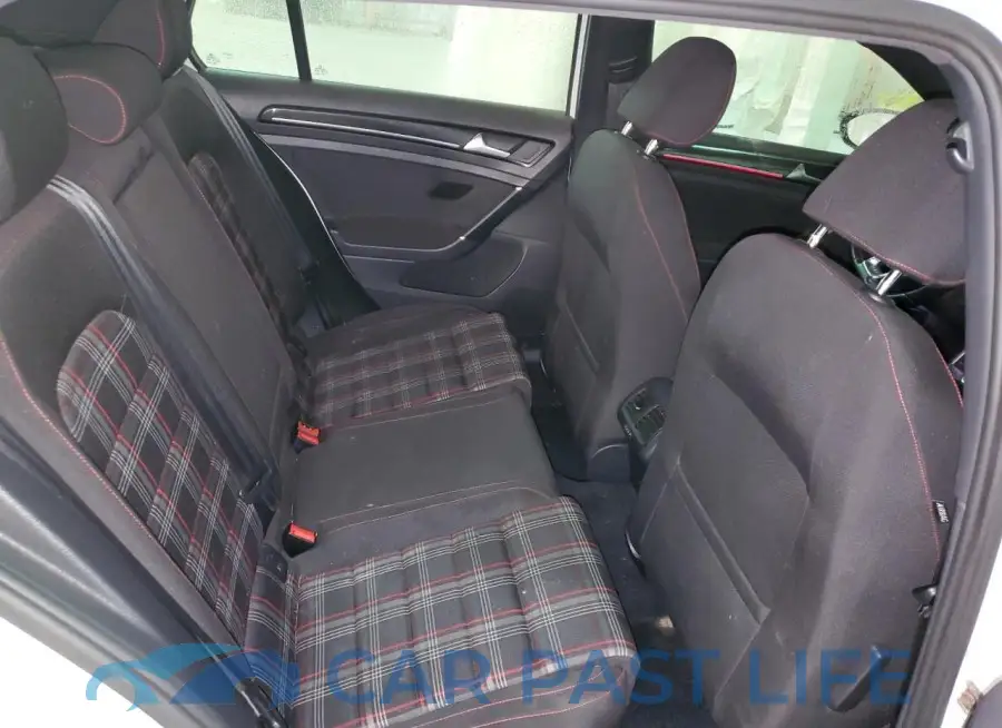 3VW5T7AU2FM029512# 10