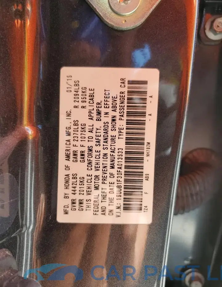 19UUB1F30FA013533# 12