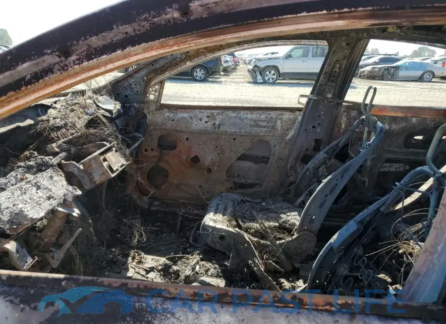 3N1AB7AP6GY318730# 7