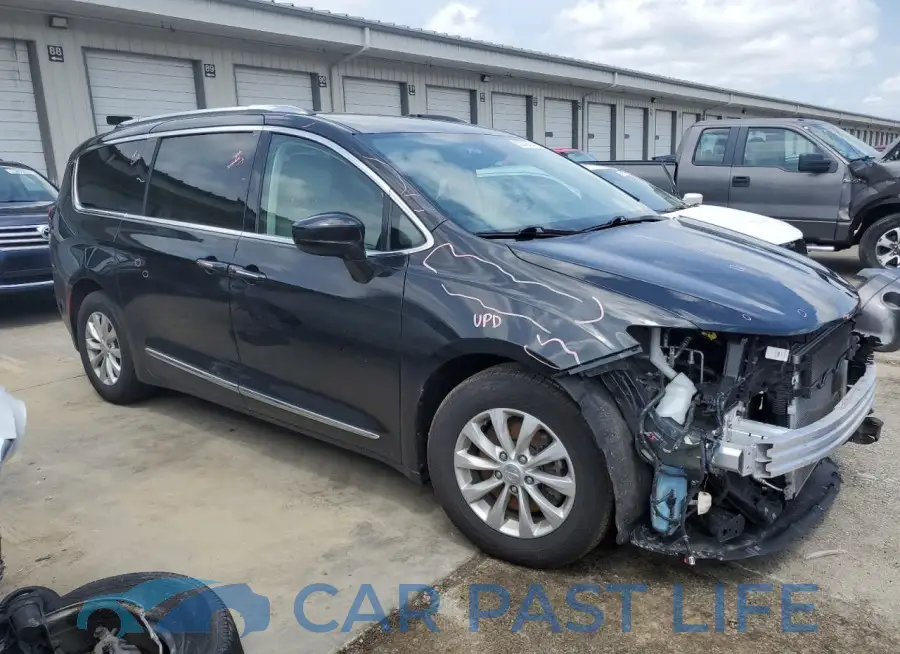 2C4RC1EG6JR163401# 4