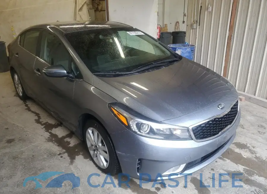 3KPFL4A79HE141561# 4