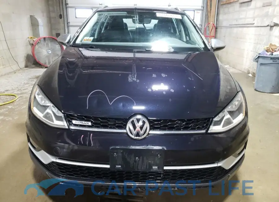 3VWH17AU8HM536825# 5