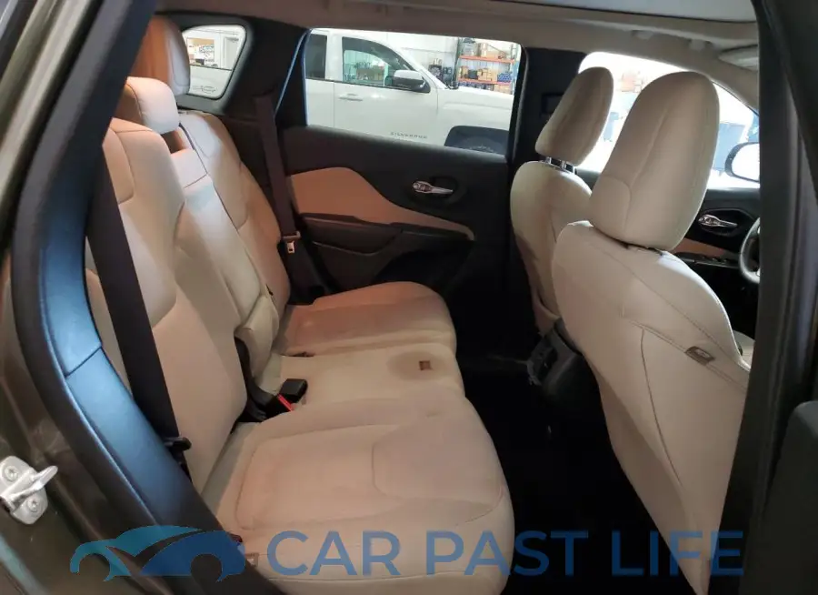 1C4PJMCS2GW145418# 11