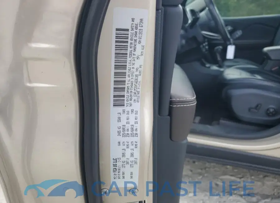 1C4PJMDSXFW636185# 14