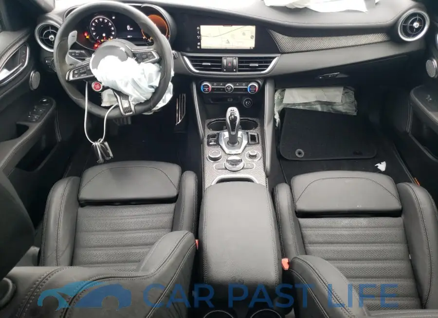 ZARFAMEV4R7684872# 8