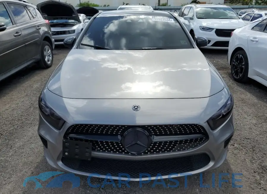 WDD3G4FB5KW022607# 5