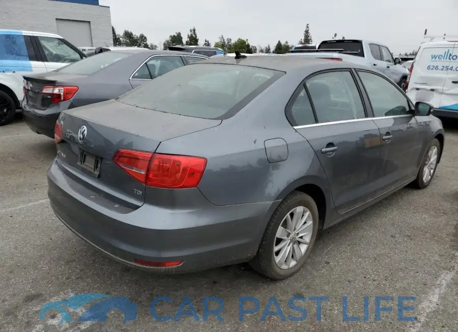 3VWLA7AJ4FM329832# 3