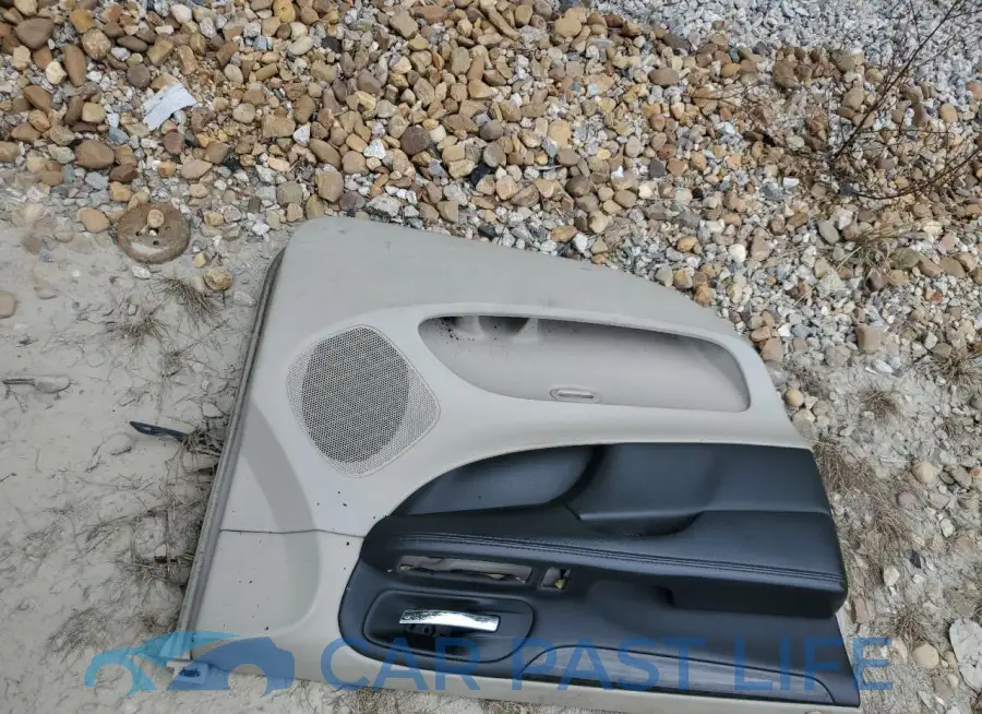 2C7WDGBG2JR363170# 13