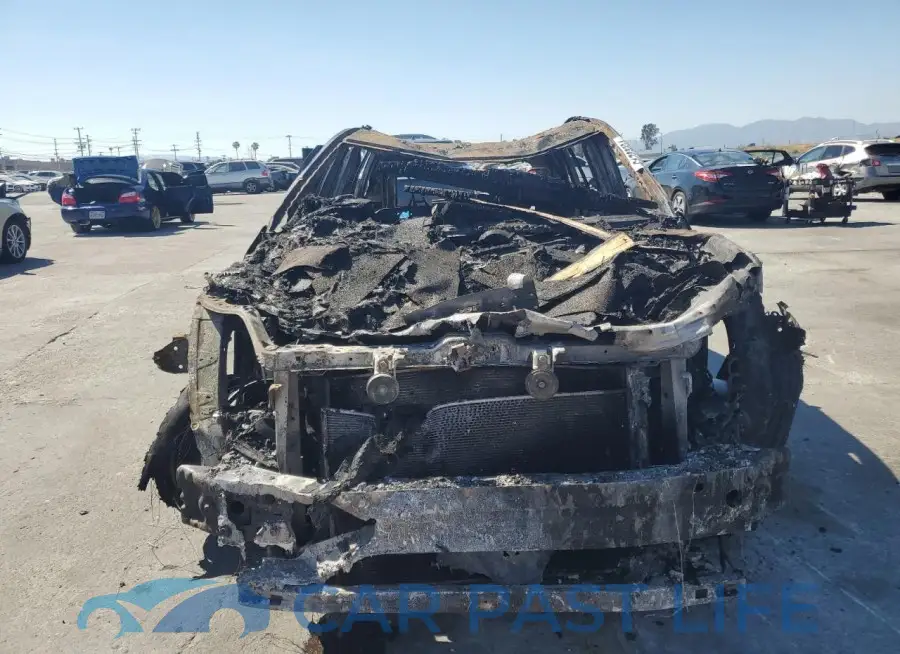 4T3B6RFV8PU120049# 5