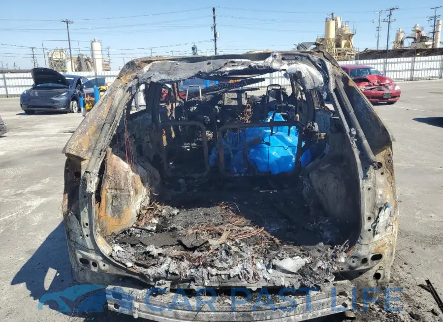 4T3B6RFV8PU120049# 6
