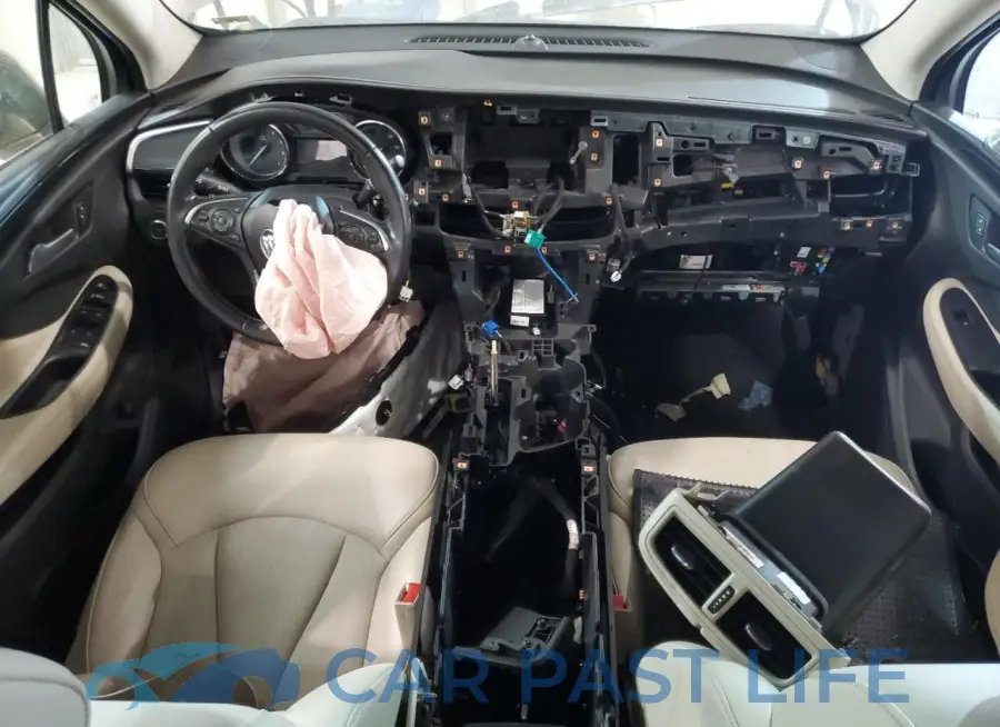 LRBFXCSA2JD002130# 8