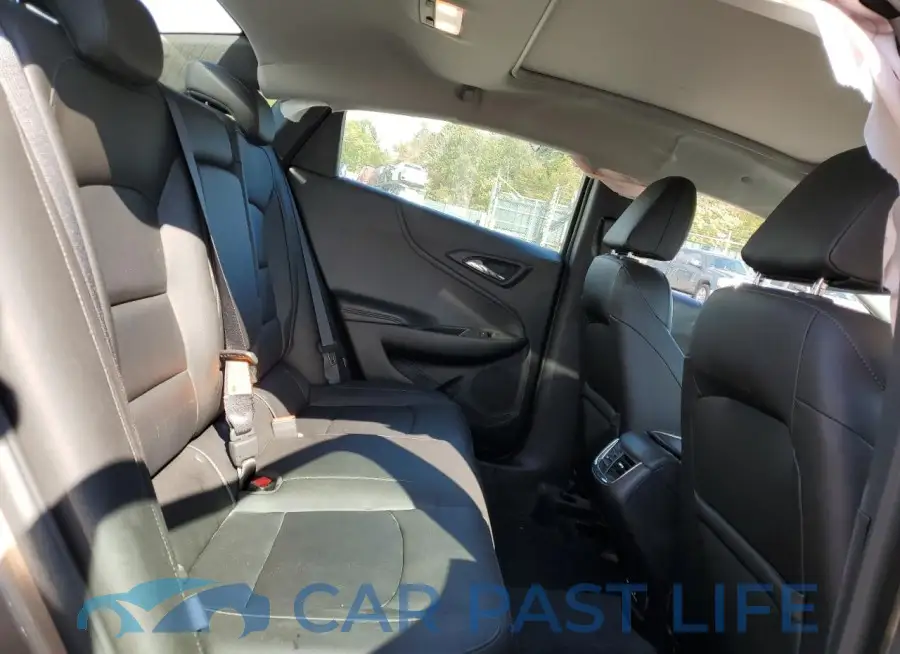 1G1ZD5ST4JF284644# 10