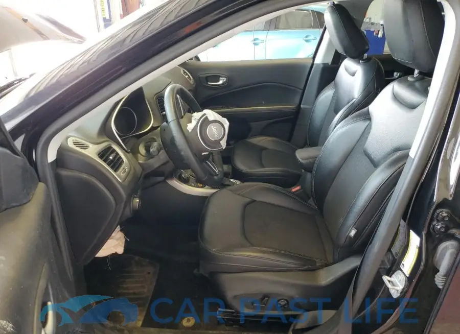 3C4NJDBB8JT167851# 7