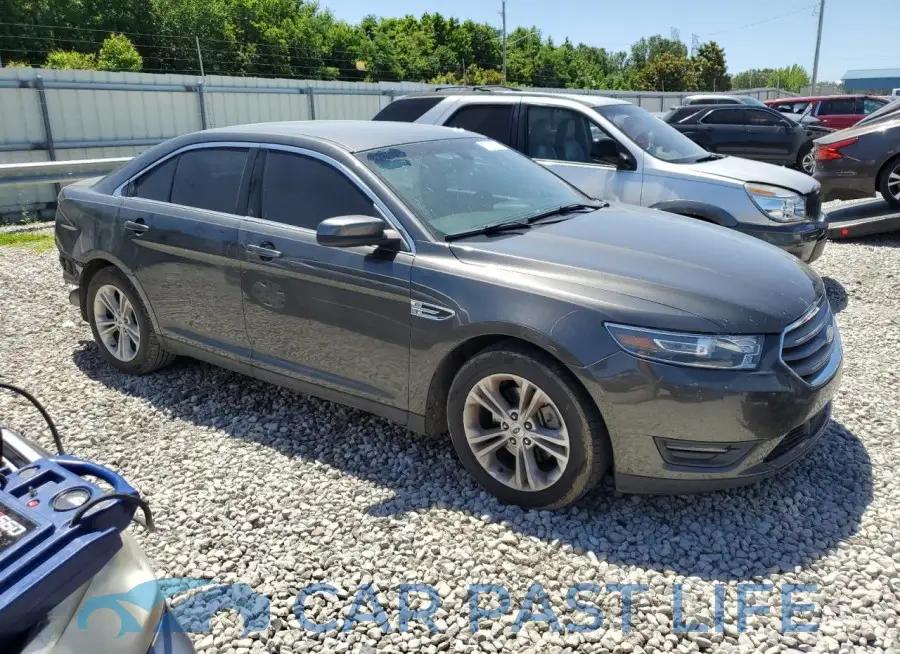 1FAHP2E84FG206369# 4