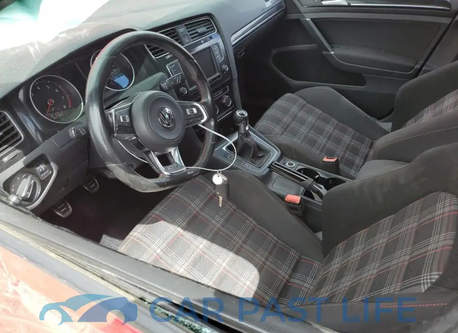3VW5T7AU7GM021214# 7