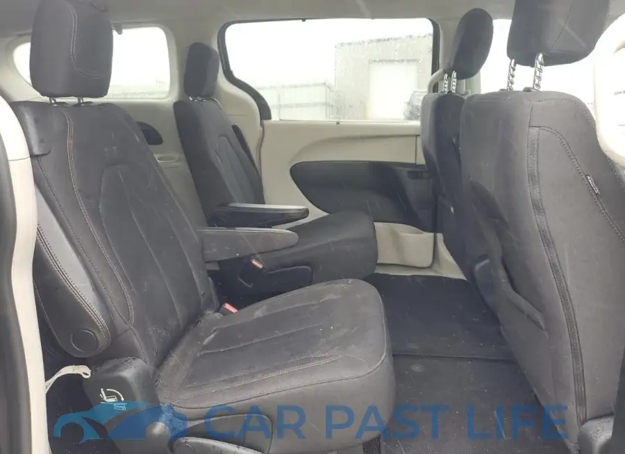 2C4RC1FG6JR100717# 11