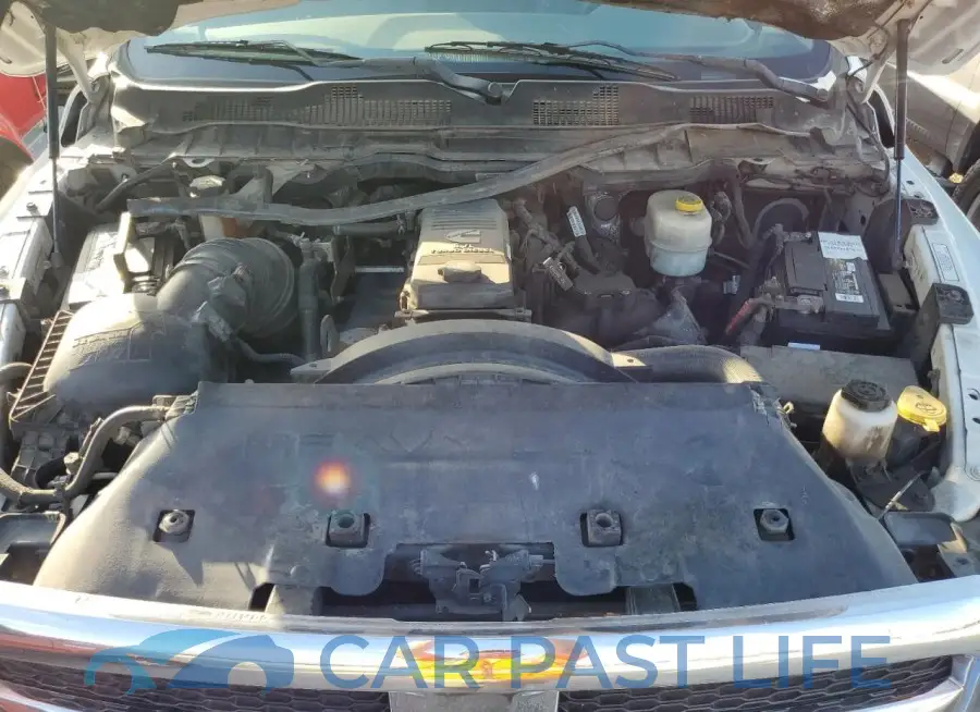 3C63RRGL8FG583758# 11