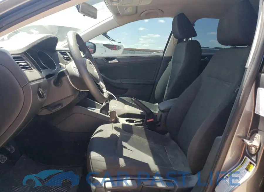 3VW1K7AJ2FM237137# 7