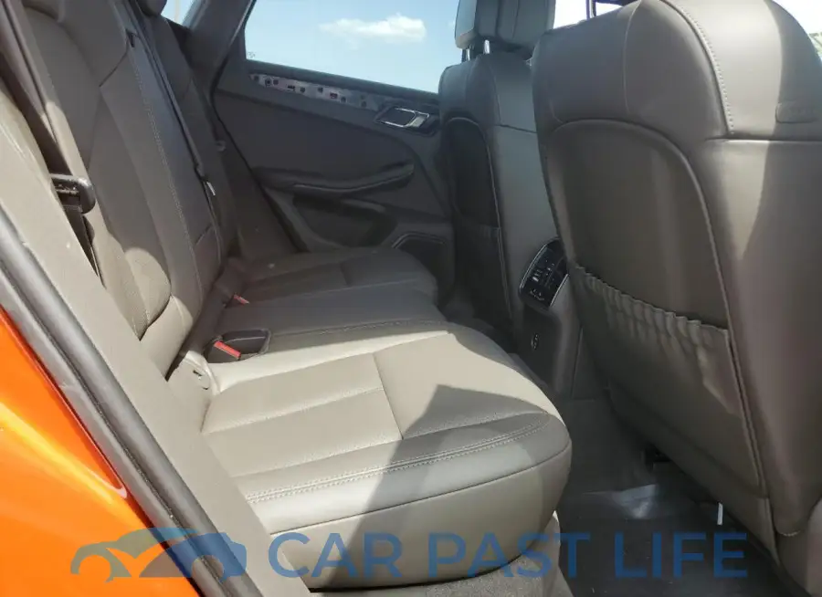 WP1AA2A52PLB14354# 11