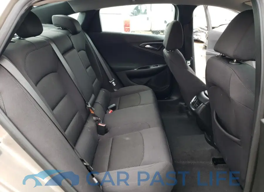 1G1ZD5ST1PF181819# 10