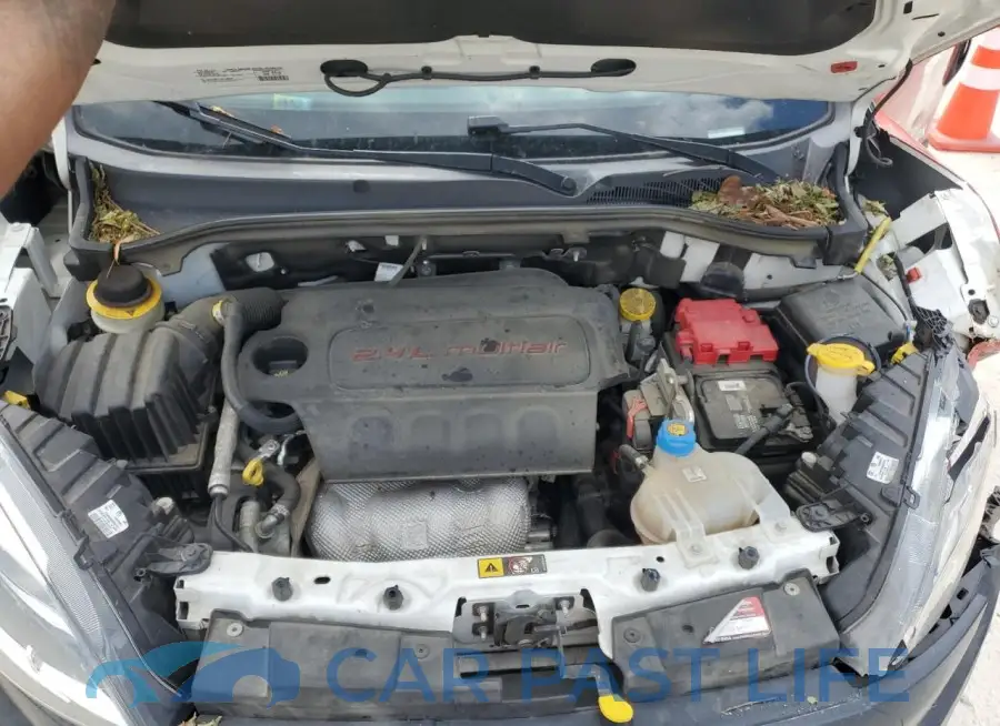 ZFBERFAB4J6L81528# 11