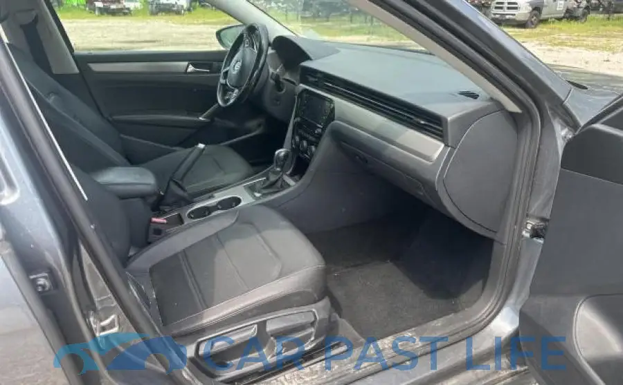 1VWWA7A33LC006190# 5