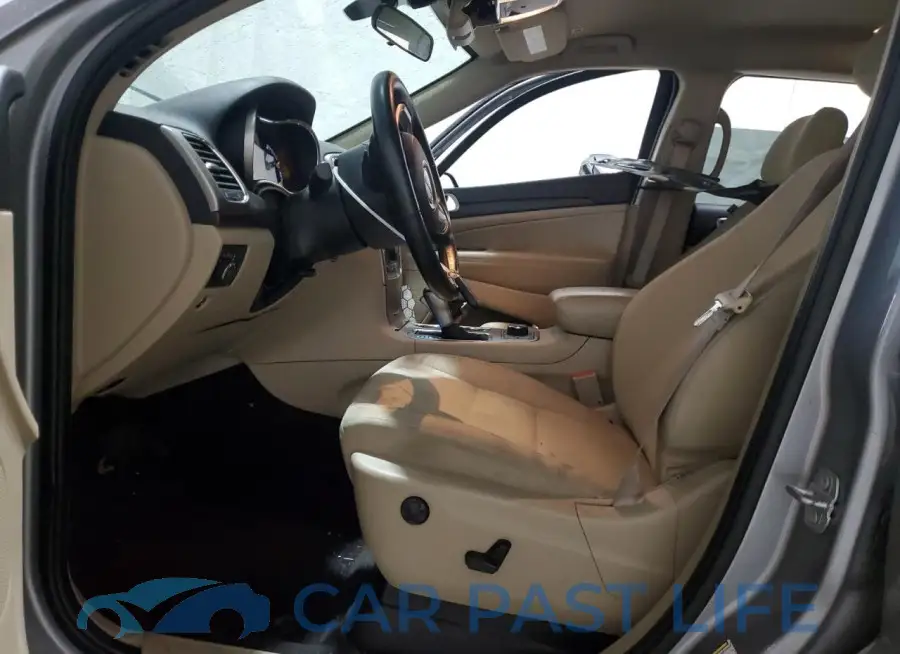 1C4RJFAG2JC381420# 7