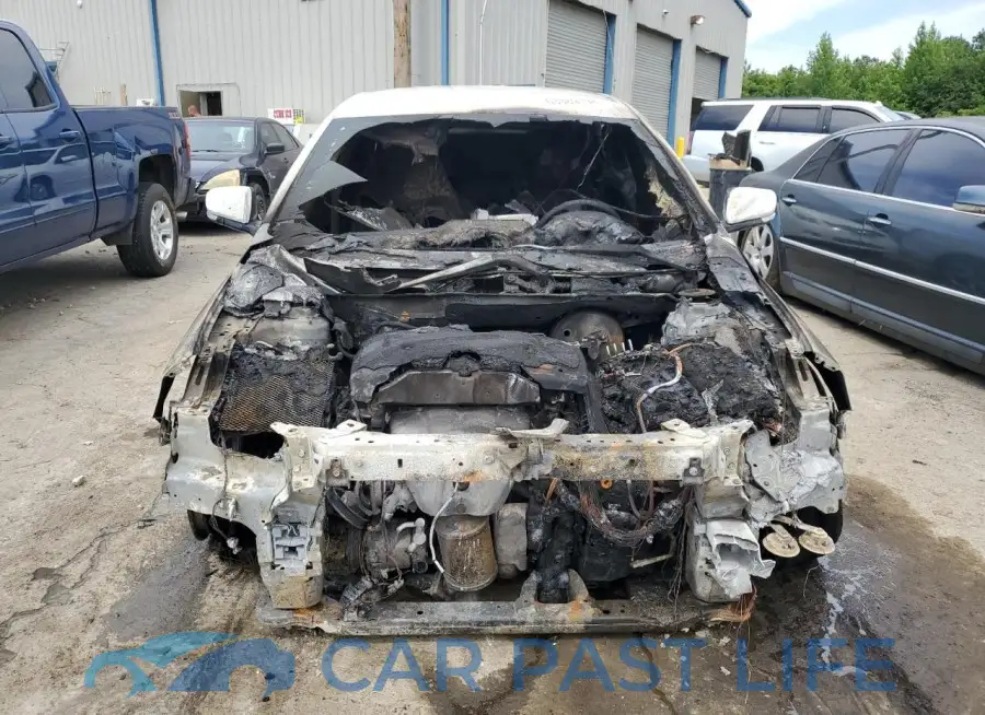 2G1115SL5F9136069# 5