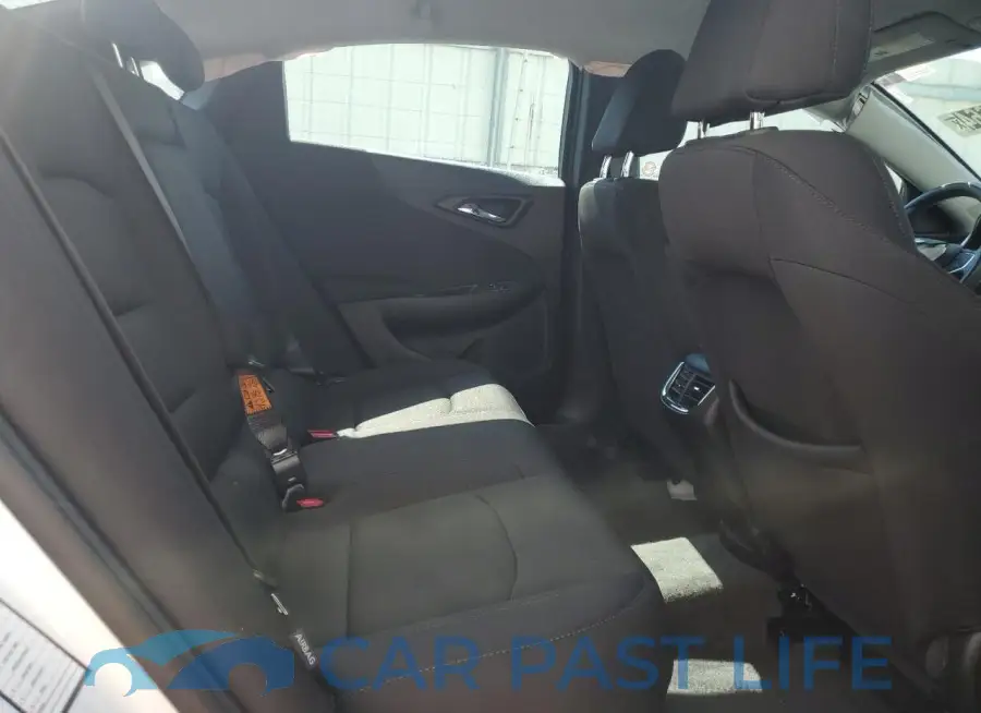 1G1ZD5ST8RF151350# 10