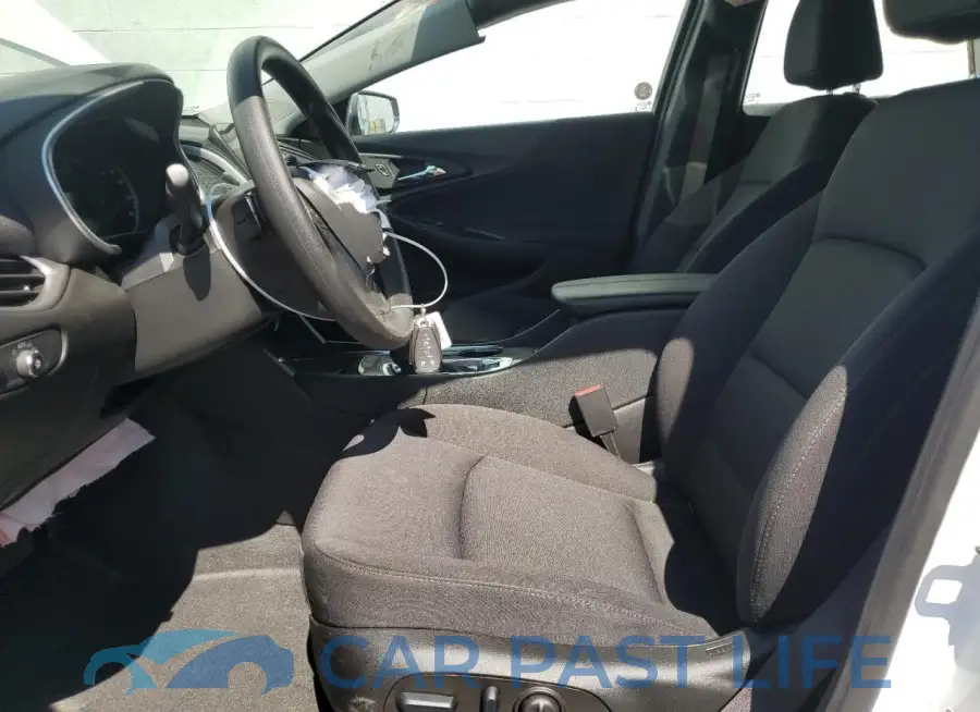 1G1ZD5ST8RF151350# 7