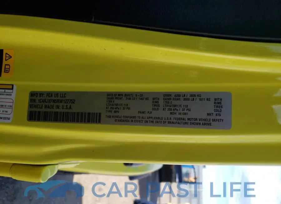 1C4RJXFN5RW122752# 12