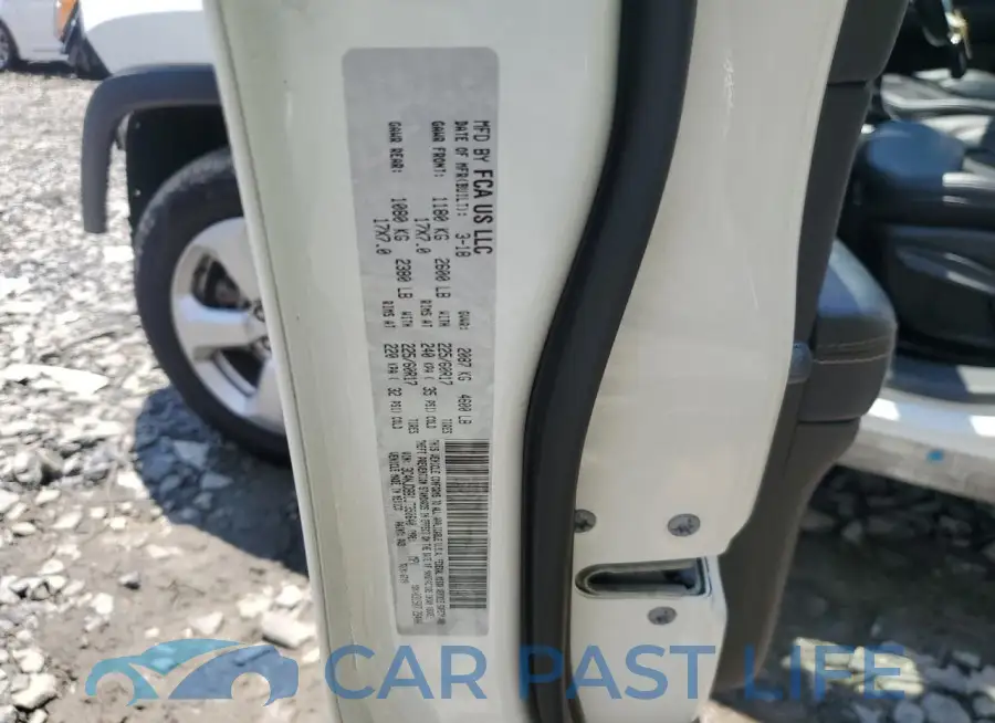 3C4NJDBB1JT350640# 14