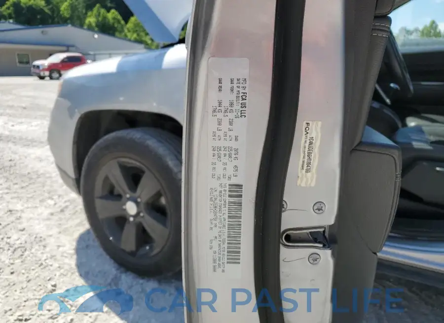 1C4NJDEB6HD204780# 13
