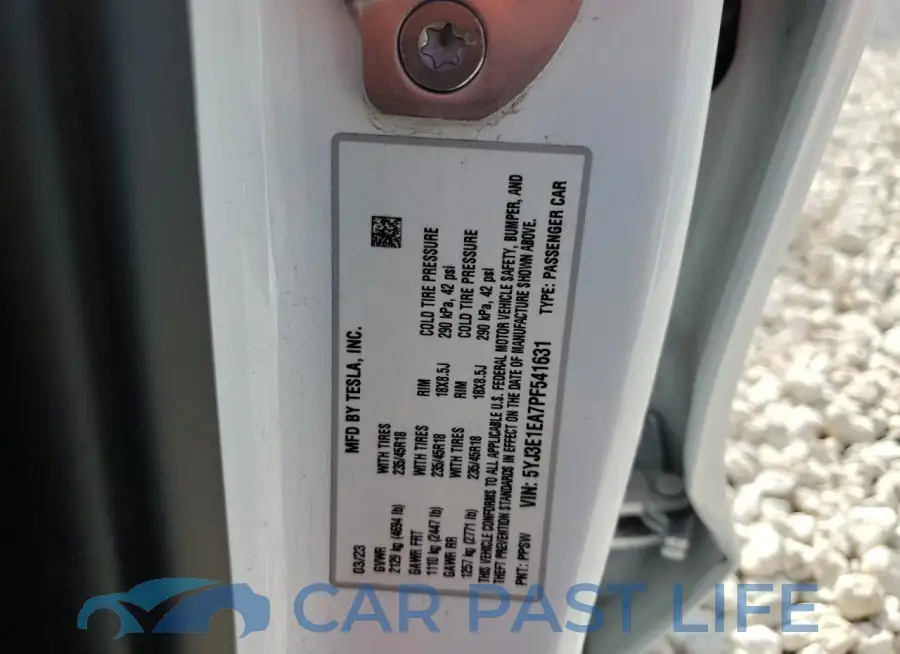 5YJ3E1EA7PF541631# 12
