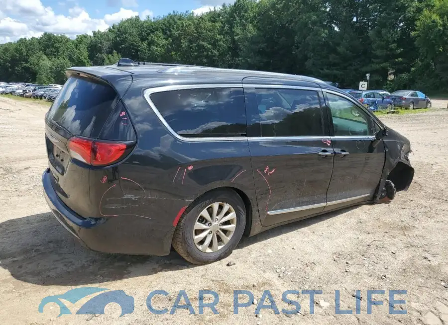 2C4RC1EG2JR132565# 3