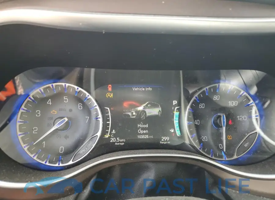 2C4RC1EG2JR132565# 9