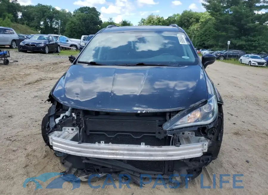 2C4RC1EG2JR132565# 5