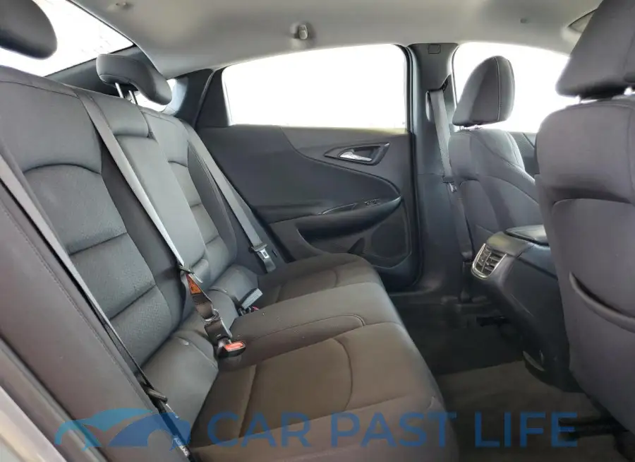 1G1ZD5ST9PF182524# 10