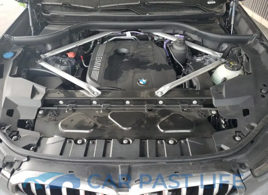 5UX33EX04R9V84014# 12