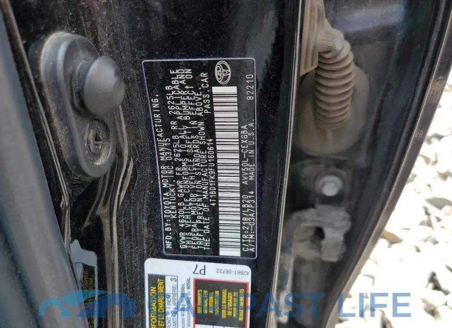 4T1BD1FK9FU160614# 12