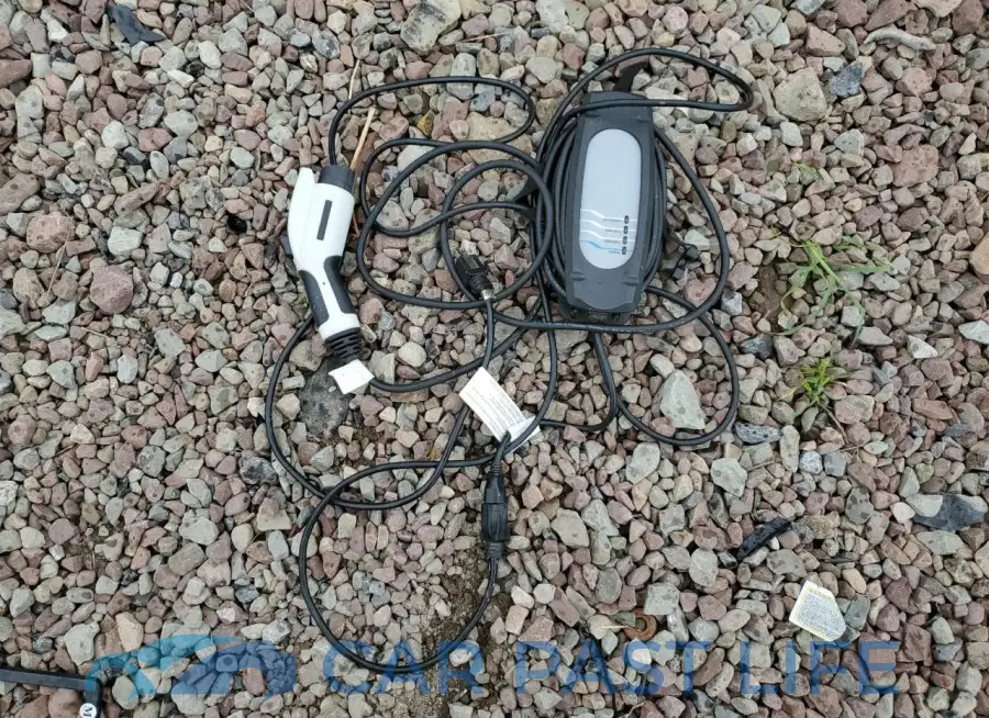 5UXKT0C50J0V99747# 13