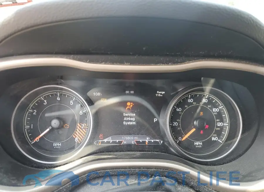 1C4PJMDS6FW651735# 9