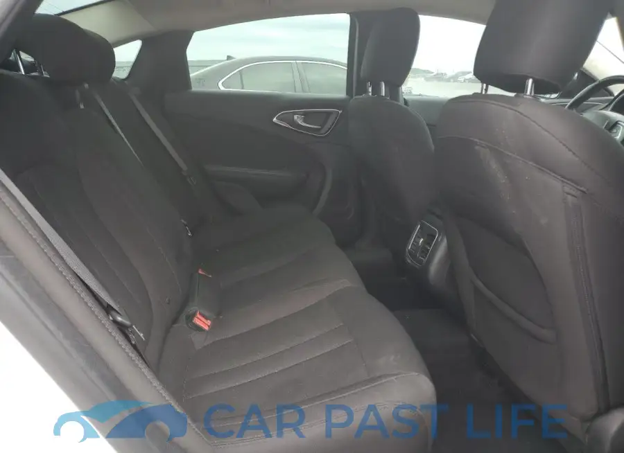 1C3CCCAB8FN728204# 10
