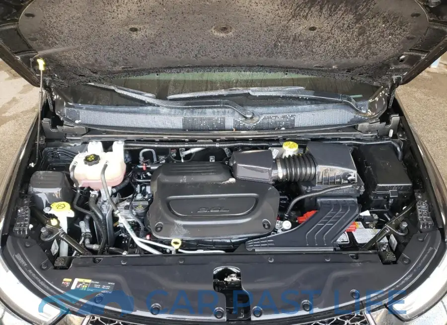 2C4RC1BGXNR181555# 12
