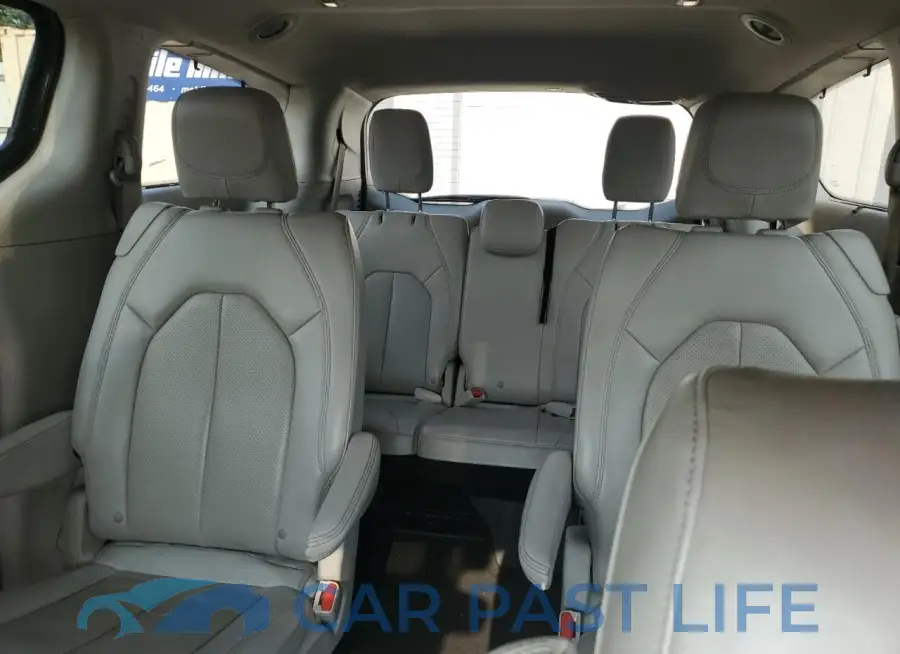 2C4RC1BG9MR600560# 10