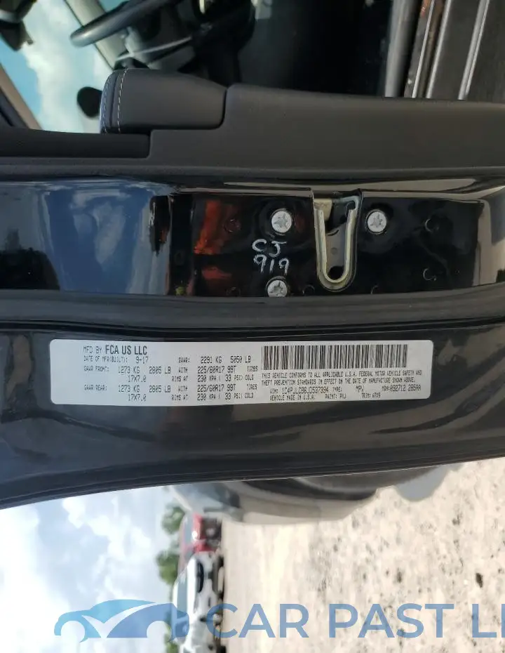 1C4PJLCB6JD537394# 12