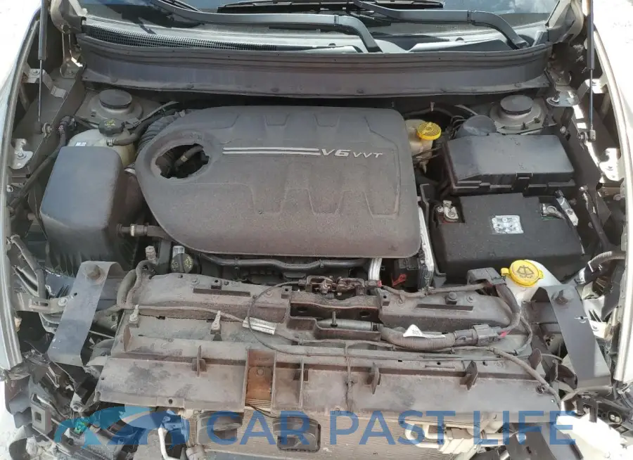 1C4PJLCS2HW650516# 11