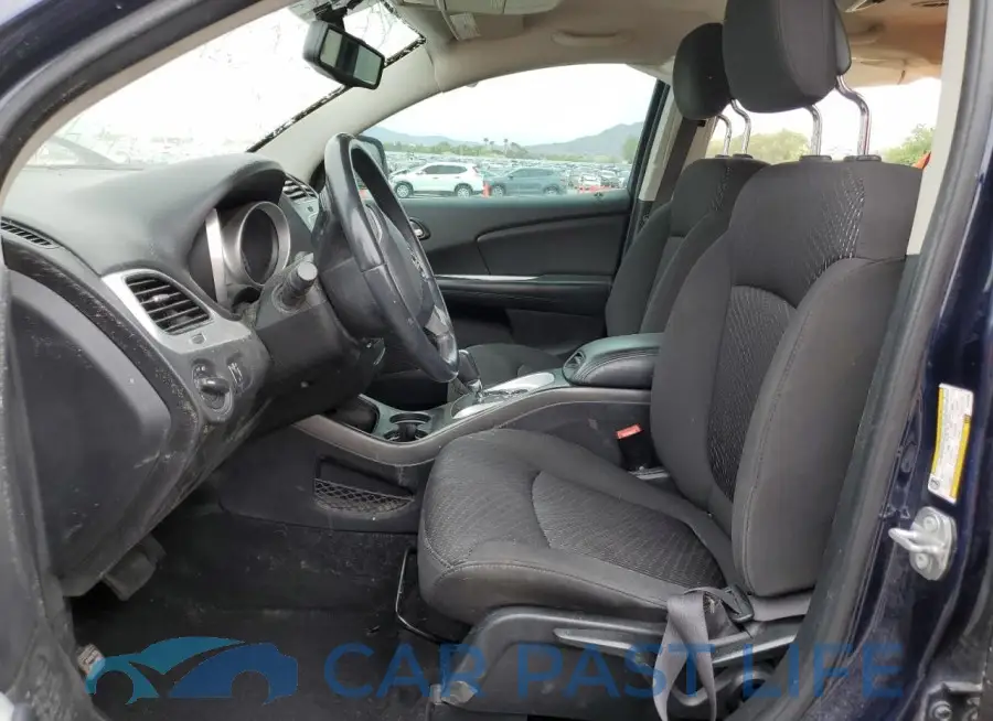 3C4PDCAB5HT559045# 7