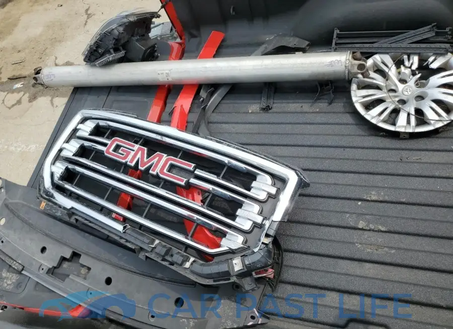 3GTU2NEC1JG196085# 12