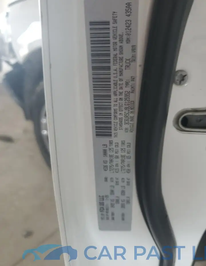 3C6UR5CJ9LG125952# 12